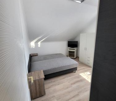 Zsorifurdo House | Csalogány Apartman
