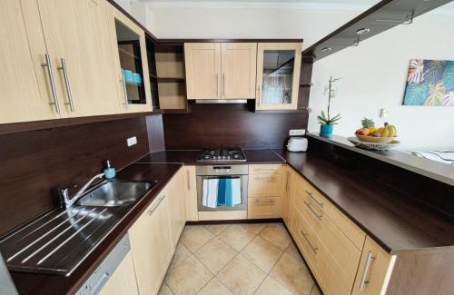 Veszprem Apartment | Csendes békés belvárosi lakás, nagy terasszal