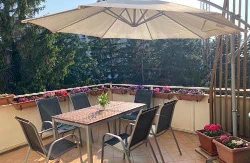 Veszprem Apartment | Csendes békés belvárosi lakás, nagy terasszal
