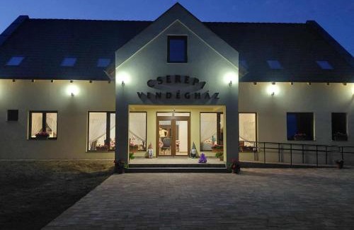 Zsurk House | Cserepi Vendégház