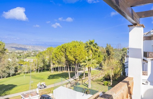 Alhaurin de la Torre Apartment | Cubo's Duplex Caffarena Golf & Optional Parking/golf/air conditioning/communal pool/free wifi