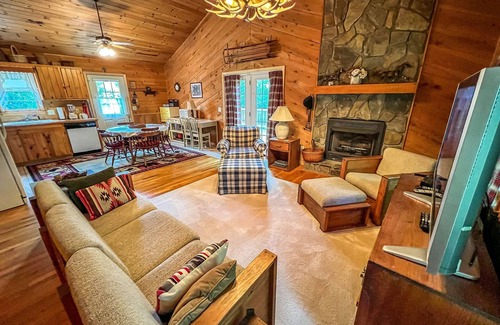 Jefferson Cabin | Cuddle Up by the Cabin Fireplace @ Edelweiss