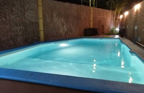 Cuernavaca House | Cuernavaca casa, con romántica alberca y parrilla