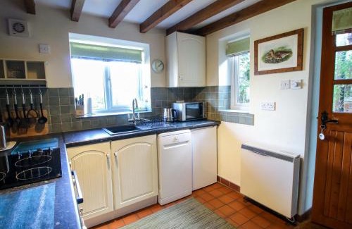 Bromlow House | Curlew Cottage