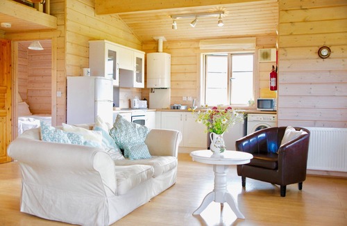 Kirkbean Cottage | Curlew Lodge - a fabulous and very comfortable beachside log chalet with stunning views and woodbur