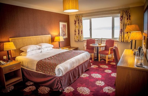 Larne Hotel | Curran Court Hotel
