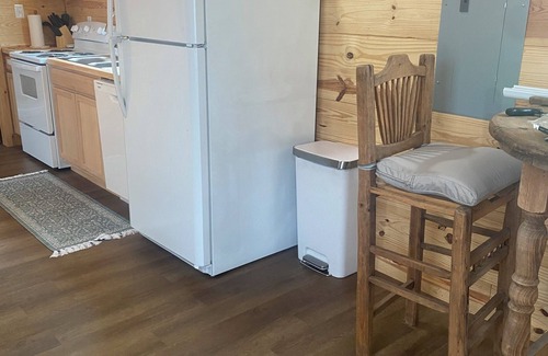 Rockport Cabin | Custom built cool cabin with AC in Holiday Beach. Not a converted shed.