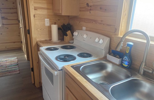 Rockport Cabin | Custom built cool cabin with AC in Holiday Beach. Not a converted shed.