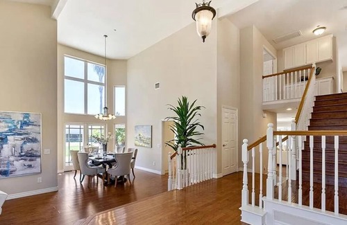 Yorba Linda Villa | Custom built villa with pool, super covinient