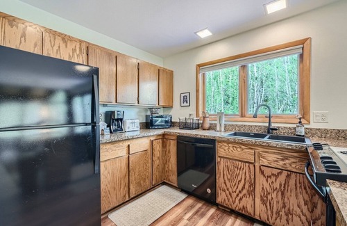 Keystone Cabin | Custom cabin nestled in the trees, quick drive to the slopes!