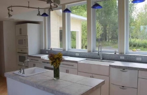 South Range House | Custom Craftsman home. 20 Miles from Downtown Duluth.