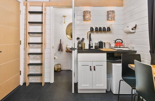 Kerns House | Custom Tiny Home w/ Finnish Vibe, Firepit, Kitchen