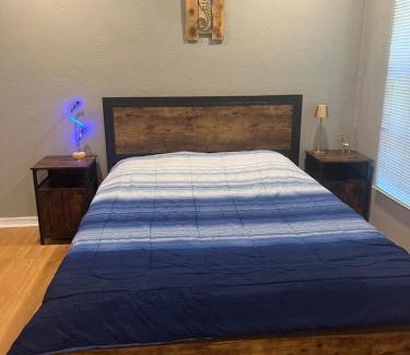 Palm Harbor House | Cute 2 bedroom home, peaceful and so central !