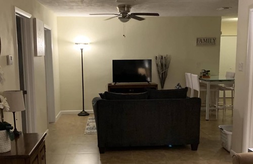 Historic Uptown House | Cute Bungalow minutes from Downtown St Petersburg!