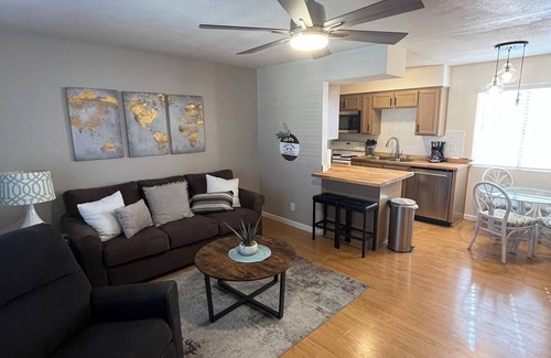 Lake Havasu City Condo | Cute Condo in Downtown Area!