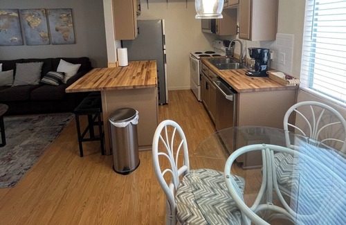 Lake Havasu City Condo | Cute Condo in Downtown Area!