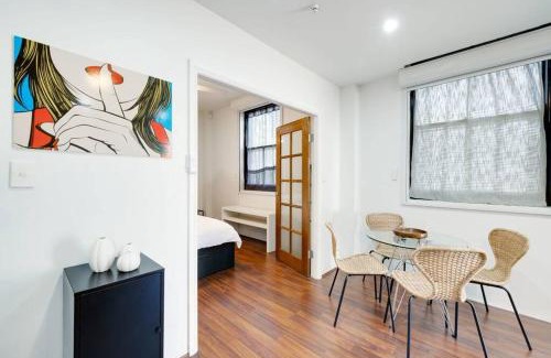 Woolloomooloo Apartment | Cute & Cosy - Walk to City, Harbour and Museum