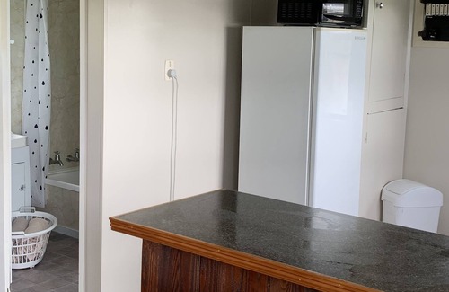 Te Kopuru Cottage | Cute Cottage Overlooking the Northern Wairoa River. Uninterrupted Views