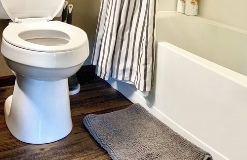 Kalispell Cottage | Cute Cottage with Rooftop Dining Area, 40 min. to Glacier