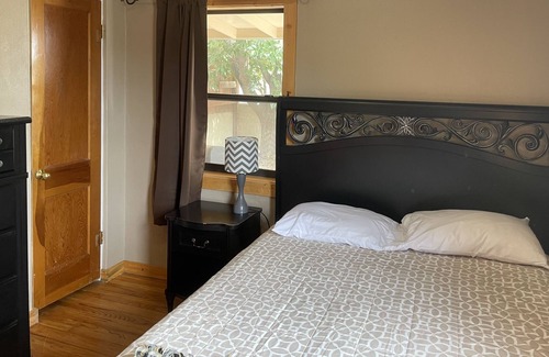 Truth or Consequences House | Cute, Cozy, and Spacious home
