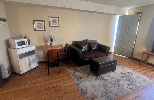 North Park Apartment | Cute fully furnished one bedroom apartment