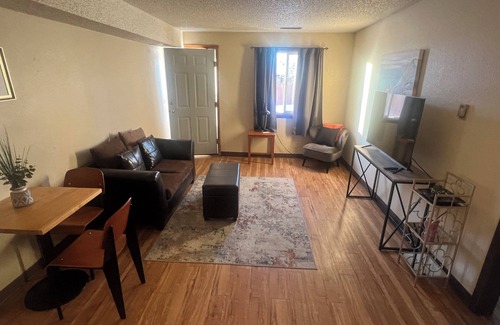 North Park Apartment | Cute fully furnished one bedroom apartment