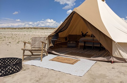 Levan House | Cute glamping tent on private sandy beach