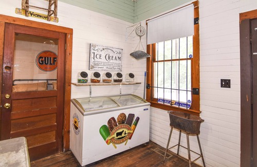 Baxter Other | Cute historic country store turned farm house with modern updates
