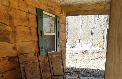 Mancelona Cottage | Cute, Quiet Cabin Getaway In The Woods! 200 FT to Snowmobile and ORV trail