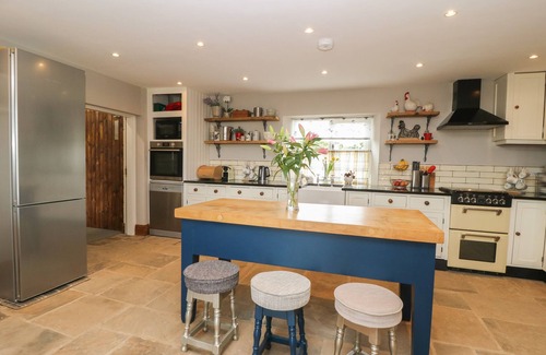 Preston Cottage | CUTHBERT HILL FARM, pet friendly, luxury holiday cottage in Chipping