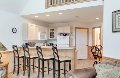 Ocracoke Villa | CV8: Crow's Nest -2nd floor 2 BR villa with screened porch!