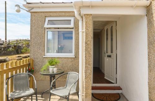 Rhyd-y-clafdy House | Cwm Ceiliog Annex