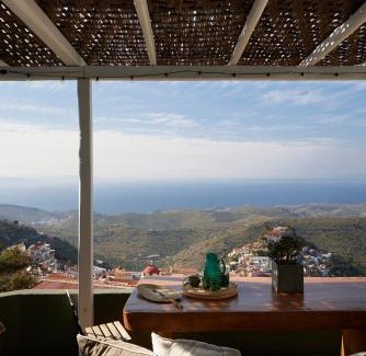 Ioulida House | Cycladic Villa ERoza