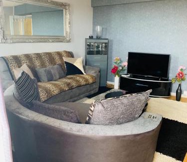 Central Aberdeen Apartment | CyCy Apartment