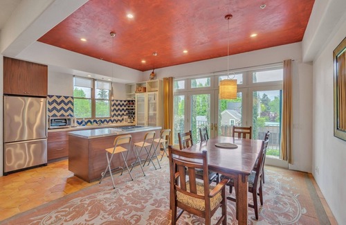 Healdsburg House | Cypress House & Studio, Walk to Healdsburg Plaza by RedAwning