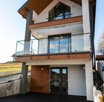 Czorsztyn Apartment | Czarna Perła Czorsztyn, część z Sauną i Jacuzzi blisko jeziora i ścieżki rowerowej Velo