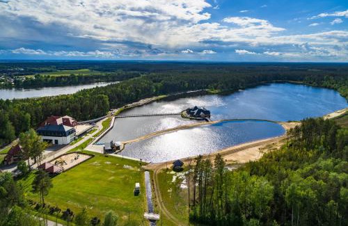 Narol Resort | Dębowy Dwór