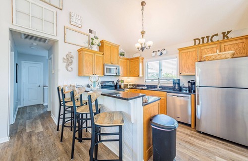 Duck House | D4001 Captain's Perch. Short walk to beach, Pool, Hot Tub, Flex Stays!