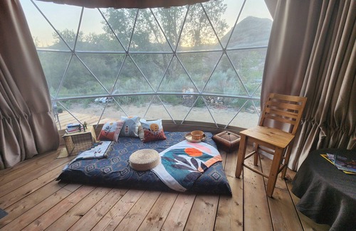 Rosedale Cabin | #D6 Sahara Sunset Dome- King Suite -Pets welcome