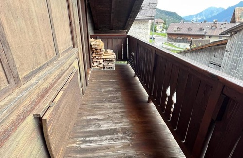 San Vito di Cadore Ski Chalet | Dachboden von Lokalen Handwerkern in San Vito di Cadore Eingerichtet