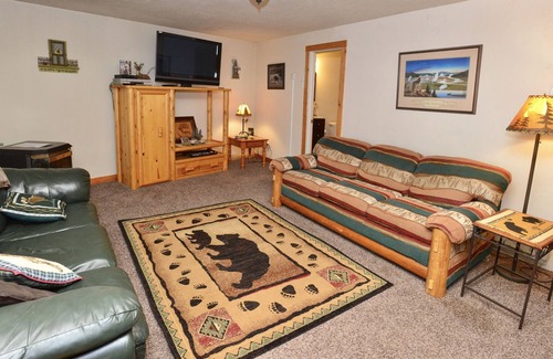 Cascade House | Dad`s Place - Beautiful home with a breathtaking views - 5 acres - Family retreat