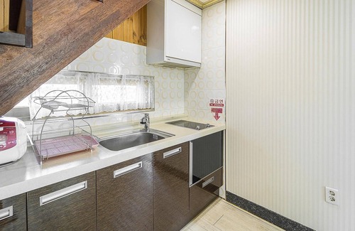 Ansan House | Daebudo Geugotegamyeon Pension