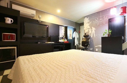 Dong-gu Hotel | Daejeon Yongjeon KB