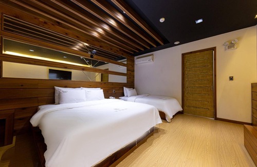 Dong-gu Hotel | Daejeon Yongjeon Lisboa