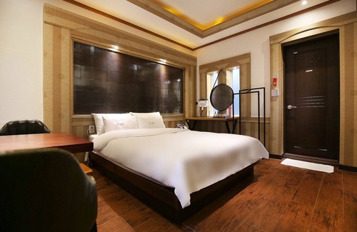 Dong-gu Hotel | Daejeon Yongjeon Piano
