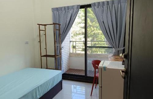 Dahu House | Dahu Yipinyuan B&B