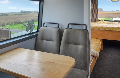 Withernsea Cottage | Daisy Decker - UK48371