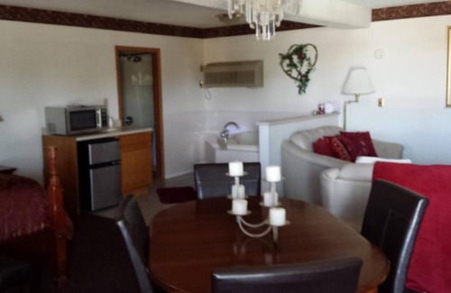 Huron Hotel | Dakota Inn