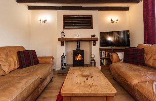 Carsington House | Dale End Cottage, Brassington