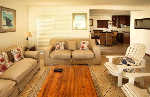 Paradise Beach House | Dalene se Seehuis, Langebaan, 8-sleeper